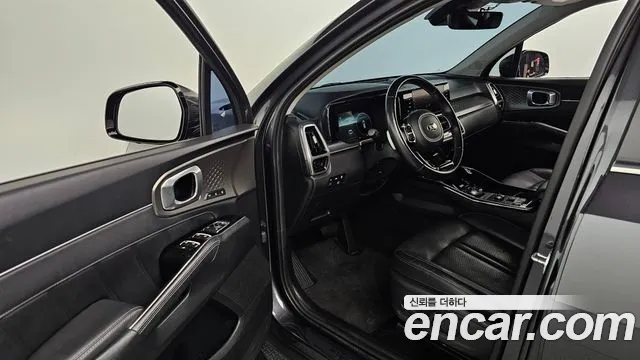 Kia Sorento — фото 10