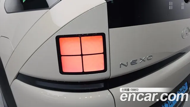 Hyundai Nexo — фото 23