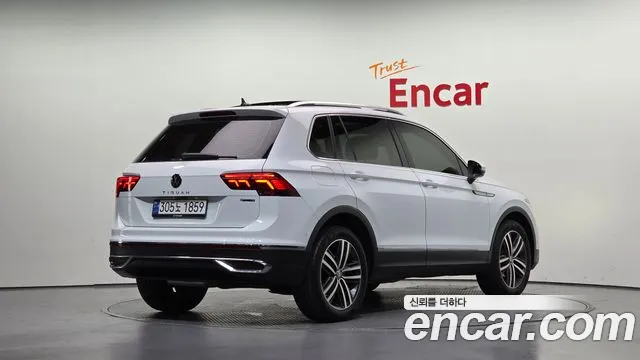 Volkswagen Tiguan — фото 2