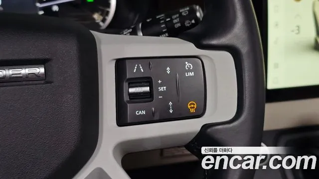 Land Rover Defender — фото 15
