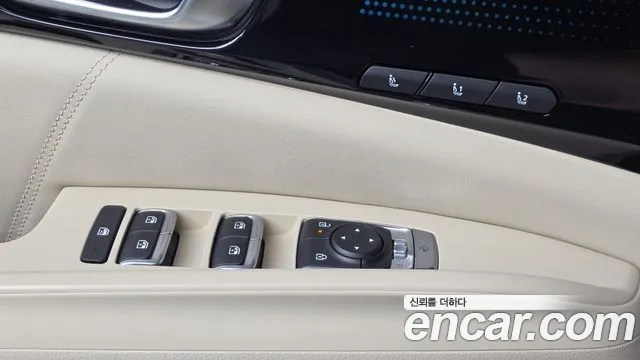 Kia Carnival — фото 12