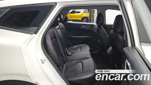 Kia Sportage — фото 11