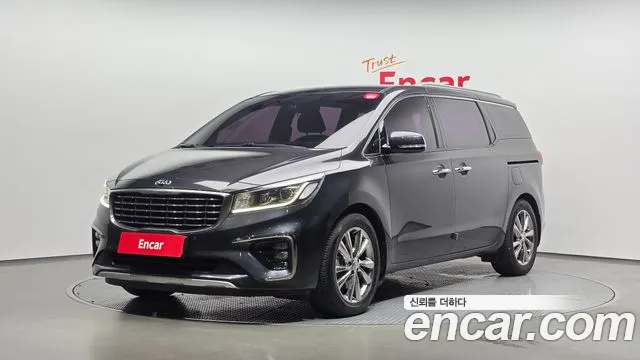 Kia Carnival — фото 1