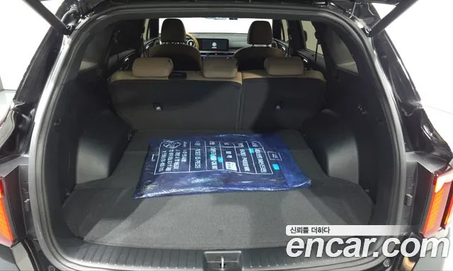 Kia Sorento — фото 18