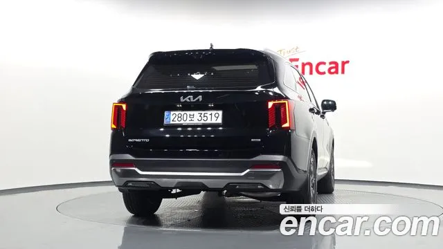 Kia Sorento — фото 3