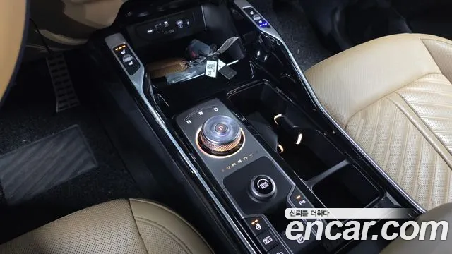 Kia Sorento — фото 8
