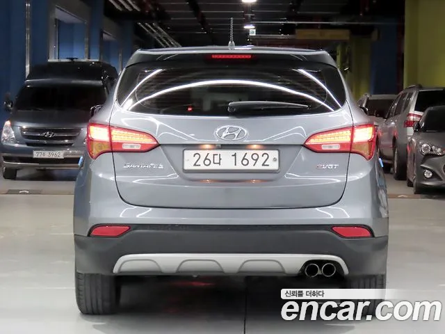 Hyundai Santa Fe — фото 4