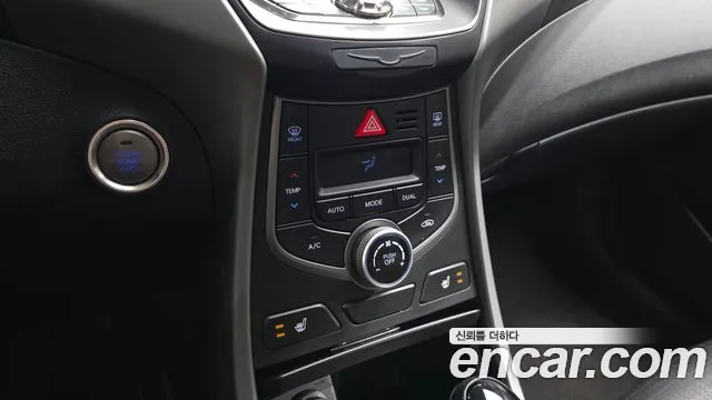 Hyundai Avante — фото 15