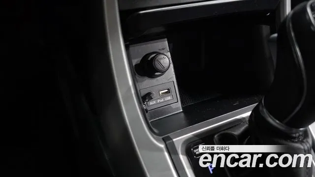 Hyundai Avante — фото 28