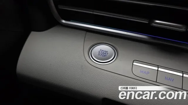 Hyundai Avante — фото 20