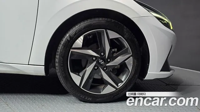 Hyundai Avante — фото 21