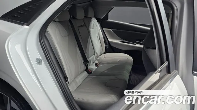 Hyundai Avante — фото 26