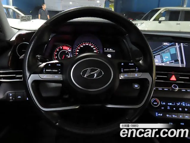 Hyundai Avante — фото 11