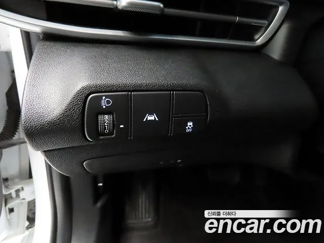 Hyundai Avante — фото 15