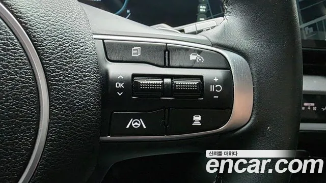 Kia Sportage — фото 16