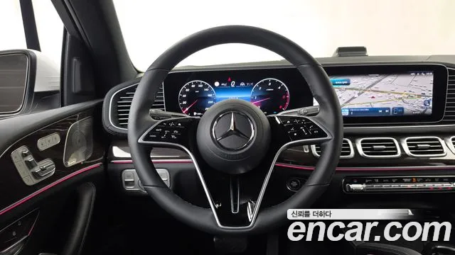 Mercedes-Benz GLE-Class — фото 13