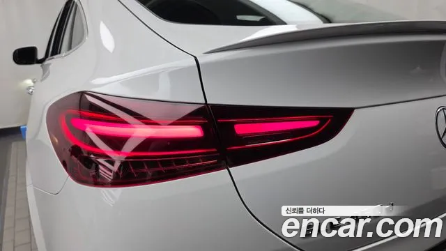 Mercedes-Benz GLE-Class — фото 23