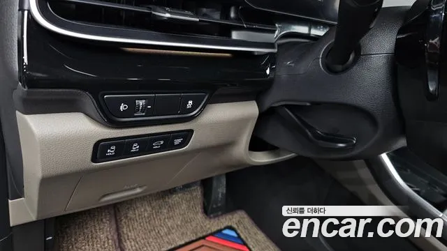 Kia Carnival — фото 29