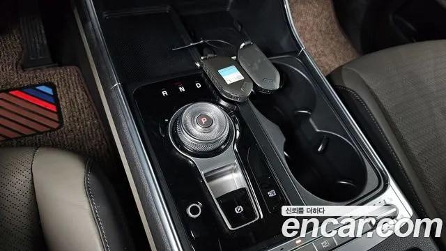 Kia Carnival — фото 8