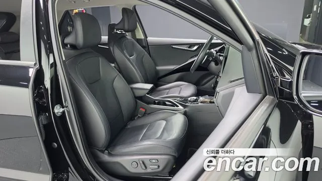 Kia Niro — фото 10