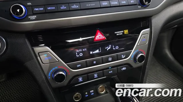 Hyundai Avante — фото 16