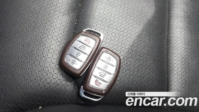 Hyundai Avante — фото 31
