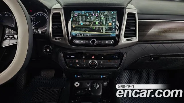 KG_Mobility_Ssangyong Rexton — фото 14