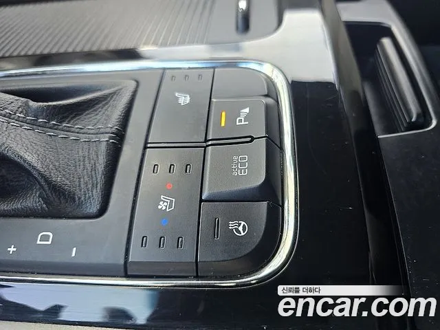 Kia Carnival — фото 13