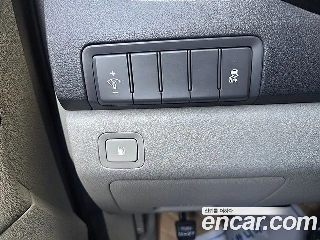 Kia Carnival — фото 9