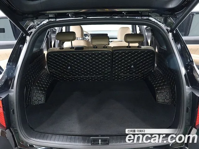 Kia Sorento — фото 5