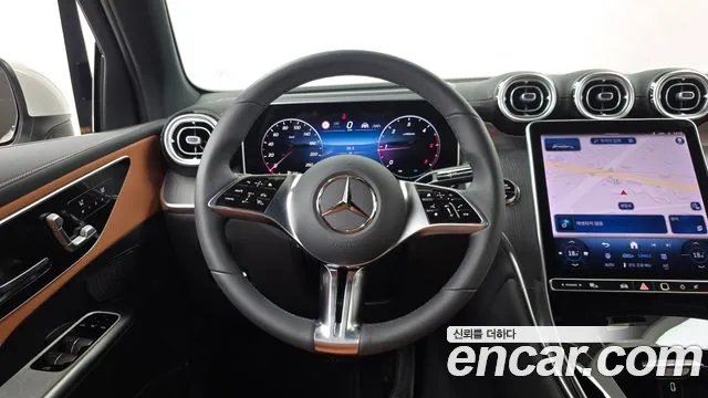 Mercedes-Benz GLC-Class — фото 13