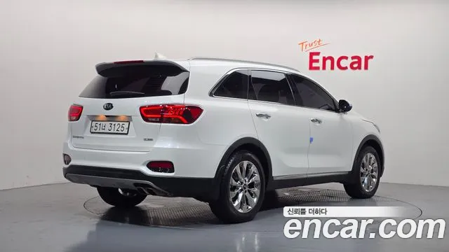 Kia Sorento — фото 2