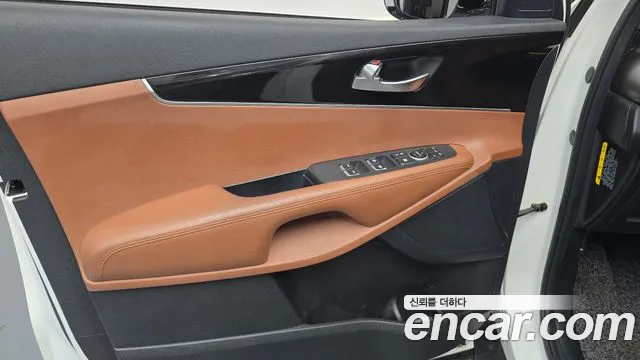 Kia Sorento — фото 24