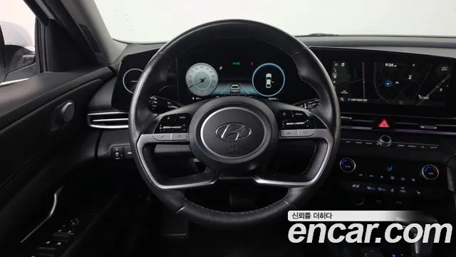 Hyundai Avante — фото 14