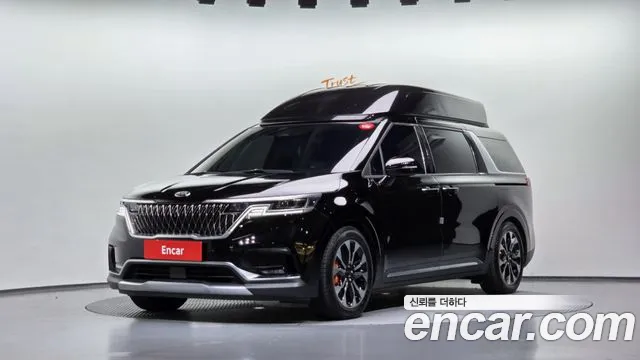 Kia Carnival — фото 1