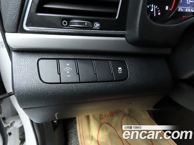 Hyundai Avante — фото 14