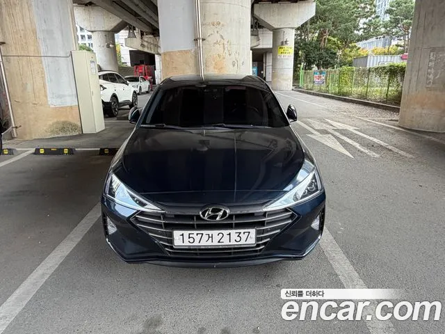 Hyundai Avante — фото 3