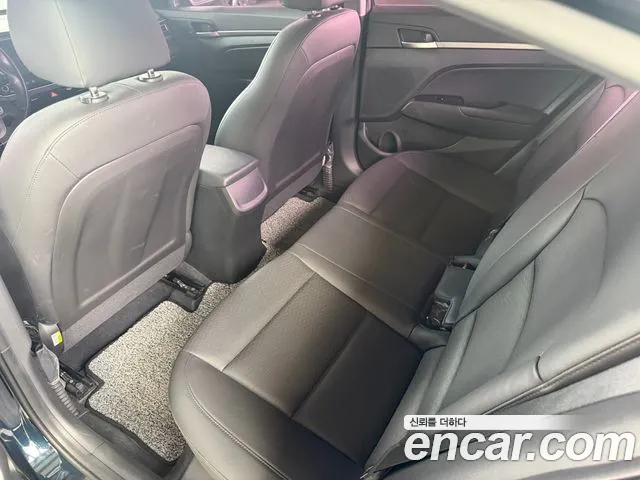 Hyundai Avante — фото 9