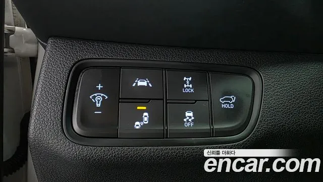 Hyundai Santa Fe — фото 16