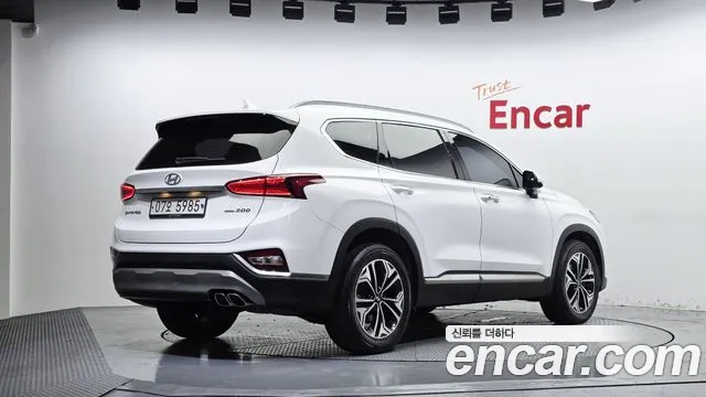 Hyundai Santa Fe — фото 2