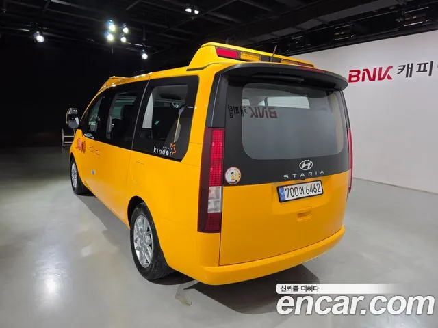 Hyundai Staria — фото 4
