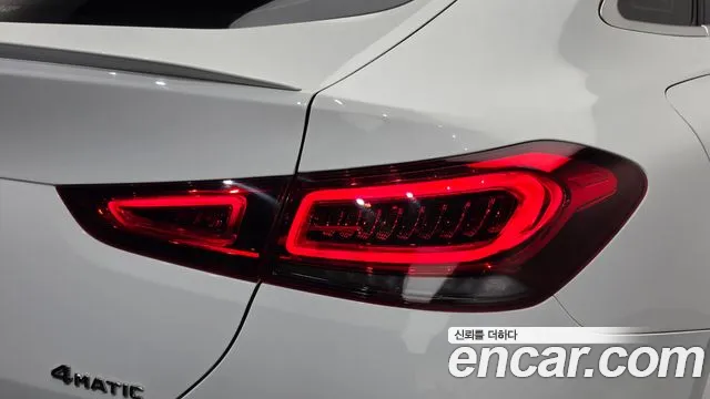 Mercedes-Benz GLE-Class — фото 23