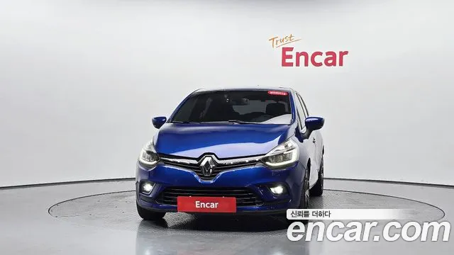 Renault Clio — фото 2