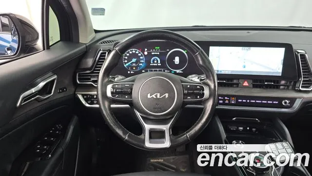 Kia Sportage — фото 13