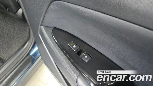 Kia Sportage — фото 16