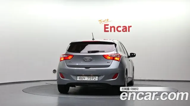 Hyundai i30 — фото 4
