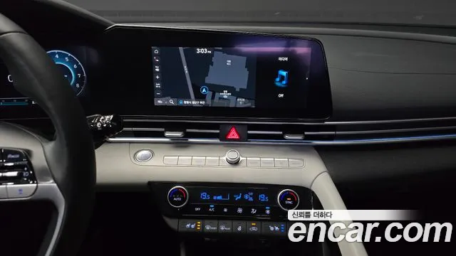 Hyundai Avante — фото 14