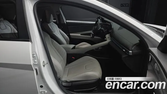 Hyundai Avante — фото 26