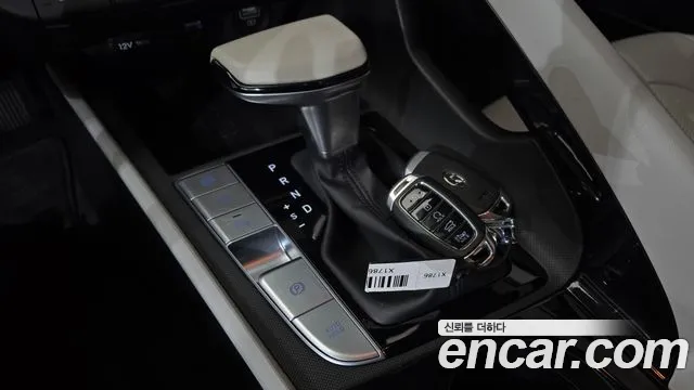 Hyundai Avante — фото 9