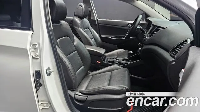 Hyundai Tucson — фото 25